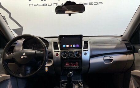 Mitsubishi Pajero Sport II рестайлинг, 2014 год, 1 369 900 рублей, 10 фотография