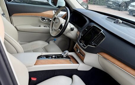 Volvo XC90 II рестайлинг, 2021 год, 6 800 000 рублей, 10 фотография