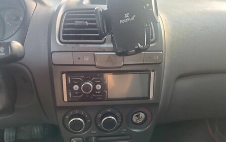 Hyundai Accent II, 2008 год, 26 фотография