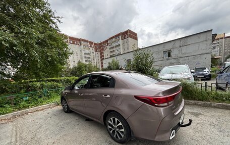 KIA Rio IV, 2021 год, 1 350 000 рублей, 2 фотография