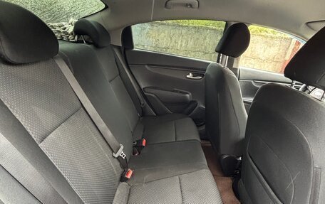 KIA Rio IV, 2021 год, 1 350 000 рублей, 17 фотография