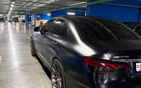 Mercedes-Benz E-Класс AMG, 2023 год, 7 000 000 рублей, 5 фотография