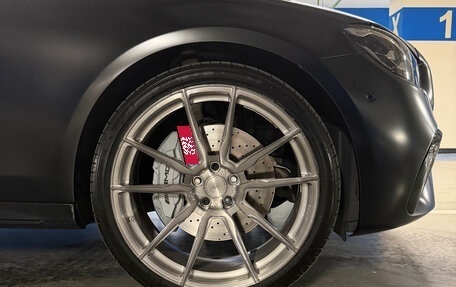 Mercedes-Benz E-Класс AMG, 2023 год, 7 000 000 рублей, 6 фотография