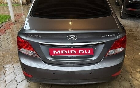 Hyundai Solaris II рестайлинг, 2012 год, 830 000 рублей, 5 фотография