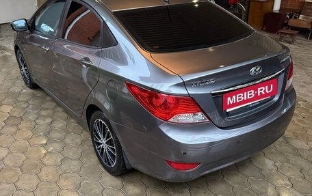 Hyundai Solaris II рестайлинг, 2012 год, 830 000 рублей, 6 фотография