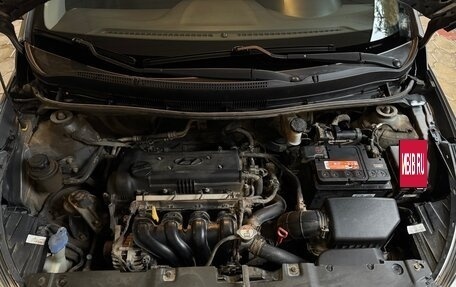 Hyundai Solaris II рестайлинг, 2012 год, 830 000 рублей, 23 фотография