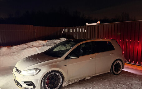 Volkswagen Golf R VII, 2019 год, 4 100 000 рублей, 13 фотография