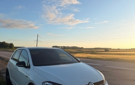Volkswagen Golf R VII, 2019 год, 4 100 000 рублей, 3 фотография