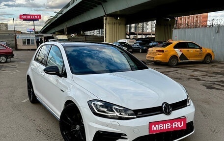 Volkswagen Golf R VII, 2019 год, 4 100 000 рублей, 10 фотография