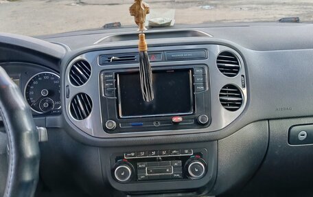 Volkswagen Tiguan I, 2011 год, 1 350 000 рублей, 6 фотография