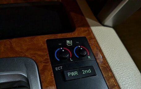 Toyota Land Cruiser 200, 2014 год, 3 995 000 рублей, 22 фотография