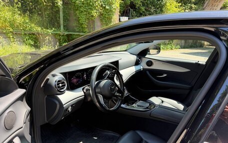 Mercedes-Benz E-Класс, 2021 год, 3 700 000 рублей, 6 фотография