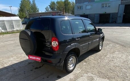 Chevrolet Niva I рестайлинг, 2018 год, 800 000 рублей, 6 фотография