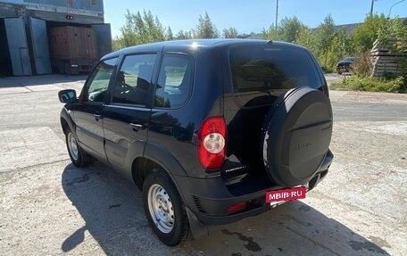 Chevrolet Niva I рестайлинг, 2018 год, 800 000 рублей, 8 фотография