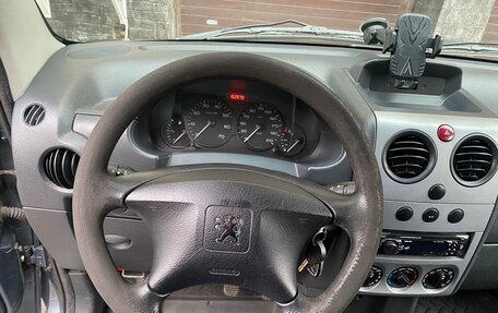 Peugeot Partner II рестайлинг 2, 2010 год, 350 000 рублей, 7 фотография