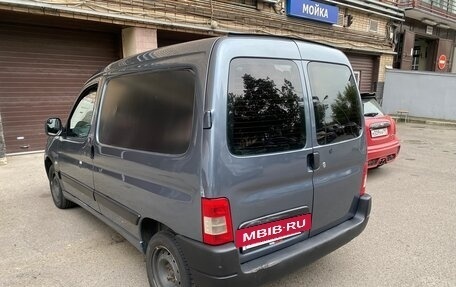 Peugeot Partner II рестайлинг 2, 2010 год, 350 000 рублей, 3 фотография