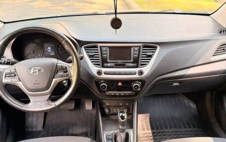Hyundai Solaris II рестайлинг, 2018 год, 1 350 000 рублей, 16 фотография