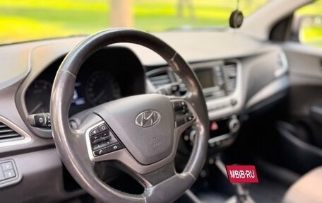 Hyundai Solaris II рестайлинг, 2018 год, 1 350 000 рублей, 18 фотография
