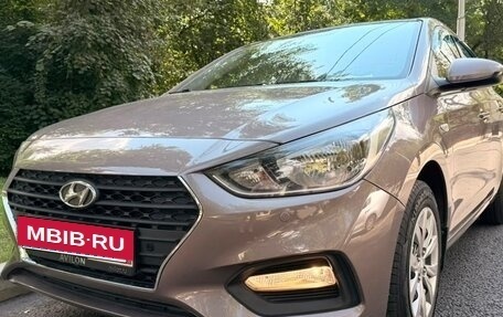 Hyundai Solaris II рестайлинг, 2018 год, 1 350 000 рублей, 8 фотография