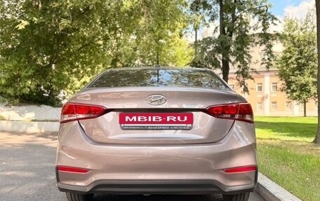 Hyundai Solaris II рестайлинг, 2018 год, 1 350 000 рублей, 29 фотография