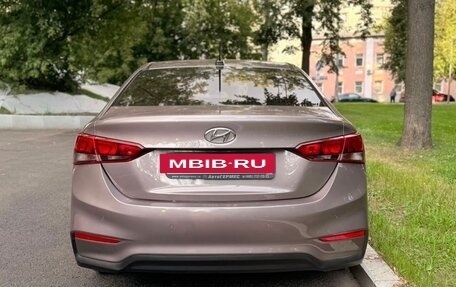 Hyundai Solaris II рестайлинг, 2018 год, 1 350 000 рублей, 39 фотография