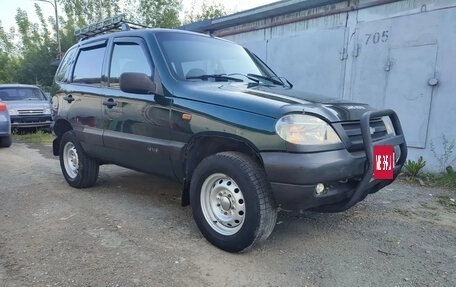 Chevrolet Niva I рестайлинг, 2003 год, 257 000 рублей, 2 фотография
