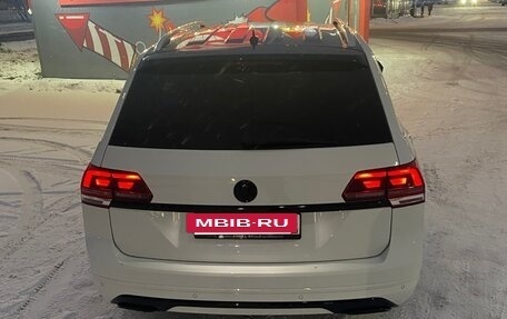 Volkswagen Teramont I, 2018 год, 2 700 000 рублей, 7 фотография