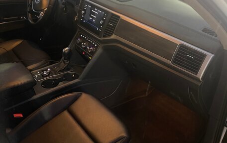 Volkswagen Teramont I, 2018 год, 2 700 000 рублей, 21 фотография