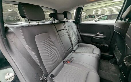 Mercedes-Benz B-Класс, 2019 год, 1 995 000 рублей, 10 фотография