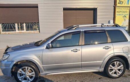 Mitsubishi Outlander III рестайлинг 3, 2006 год, 580 000 рублей, 7 фотография