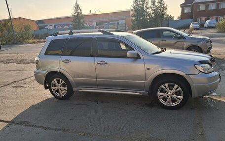 Mitsubishi Outlander III рестайлинг 3, 2006 год, 580 000 рублей, 5 фотография