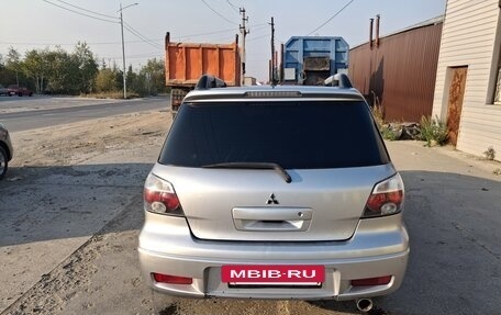 Mitsubishi Outlander III рестайлинг 3, 2006 год, 580 000 рублей, 8 фотография