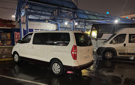 Hyundai H-1 II рестайлинг, 2016 год, 1 600 000 рублей, 2 фотография