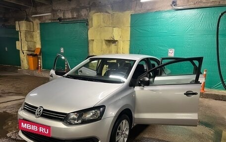 Volkswagen Polo VI (EU Market), 2014 год, 625 000 рублей, 3 фотография