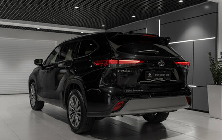 Toyota Highlander, 2026 год, 5 900 000 рублей, 4 фотография
