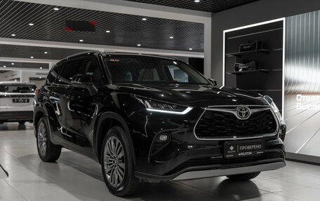 Toyota Highlander, 2026 год, 5 900 000 рублей, 2 фотография