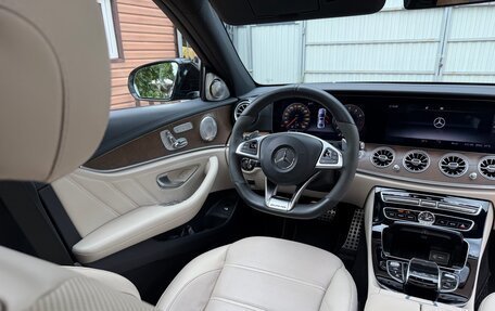 Mercedes-Benz E-Класс AMG, 2017 год, 4 150 000 рублей, 12 фотография