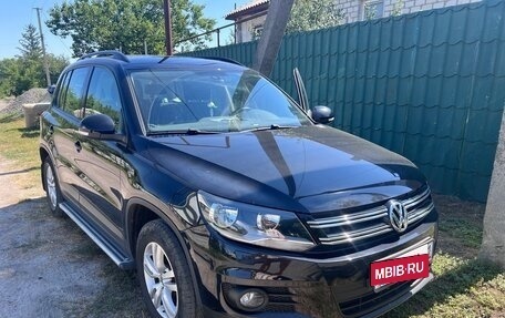 Volkswagen Tiguan I, 2015 год, 2 000 000 рублей, 3 фотография