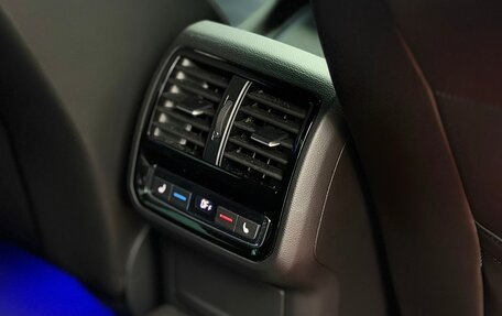 Volkswagen Passat B8 рестайлинг, 2019 год, 2 700 000 рублей, 10 фотография