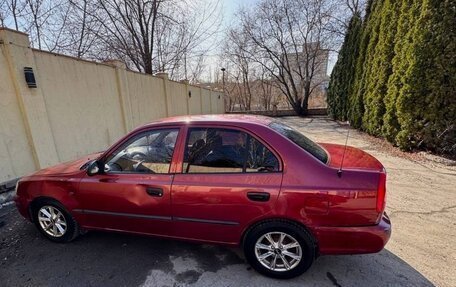 Hyundai Accent II, 2004 год, 280 000 рублей, 2 фотография