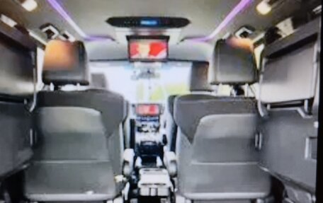 Toyota Alphard III, 2021 год, 5 550 000 рублей, 15 фотография