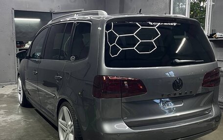 Volkswagen Touran III, 2012 год, 1 550 000 рублей, 11 фотография