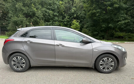 Hyundai i30 II рестайлинг, 2013 год, 700 000 рублей, 10 фотография