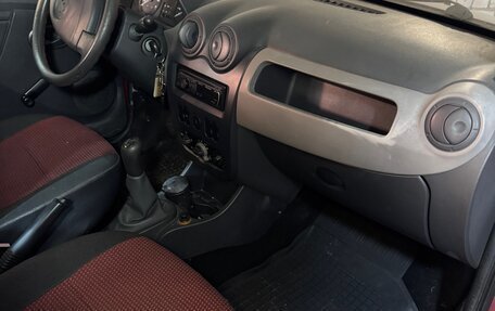 Renault Sandero I, 2010 год, 400 000 рублей, 5 фотография