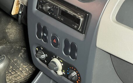 Renault Sandero I, 2010 год, 400 000 рублей, 4 фотография