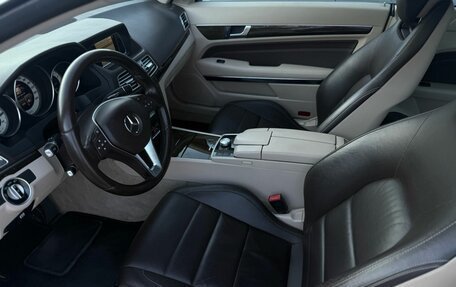 Mercedes-Benz E-Класс, 2014 год, 1 970 000 рублей, 8 фотография