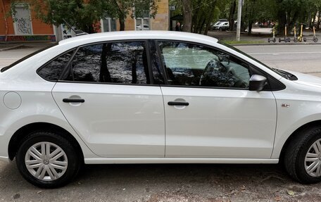 Volkswagen Polo VI (EU Market), 2019 год, 1 300 000 рублей, 3 фотография