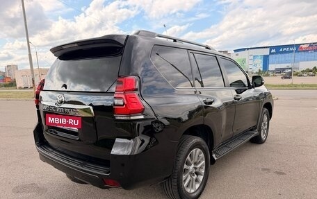 Toyota Land Cruiser Prado 150 рестайлинг 2, 2019 год, 4 199 000 рублей, 6 фотография