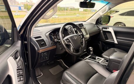 Toyota Land Cruiser Prado 150 рестайлинг 2, 2019 год, 4 199 000 рублей, 9 фотография