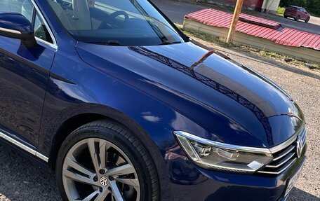 Volkswagen Passat B8 рестайлинг, 2017 год, 2 000 000 рублей, 18 фотография